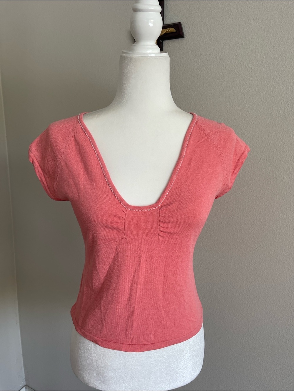 XOXO Coral Scoop Neck Cap Sleeve Top